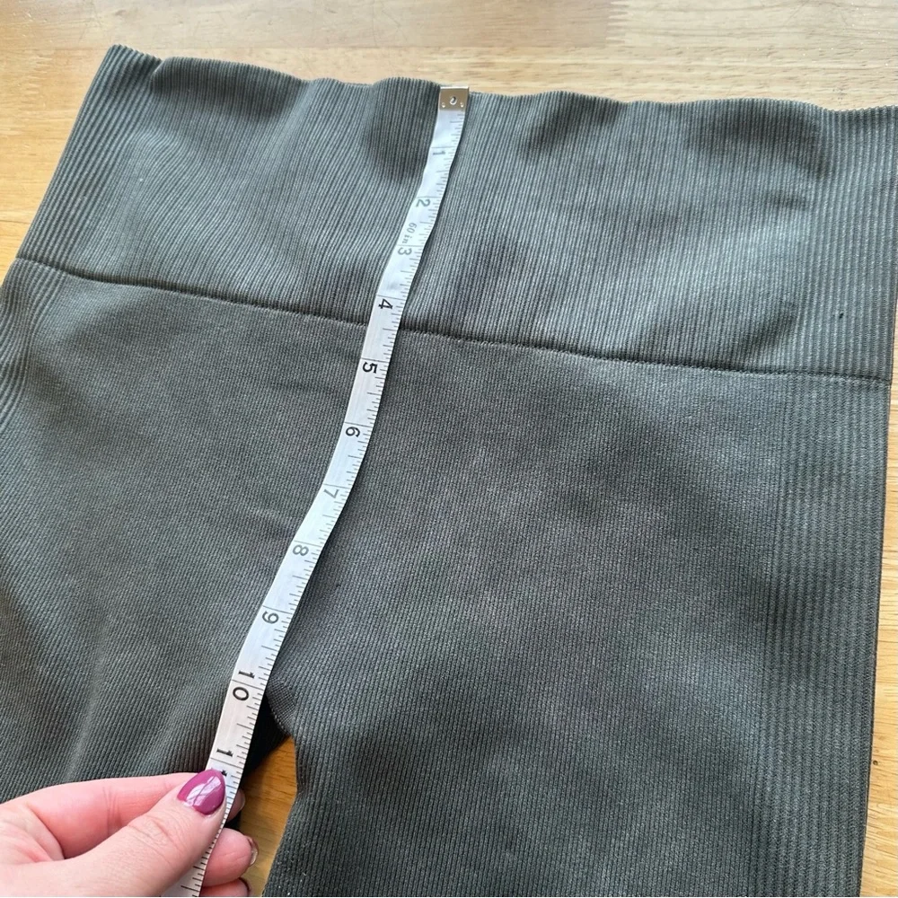 SPANX Compression Legging Size XL Gray / Green Seamless Yoga Slimming Pant - Picture 5 of 8